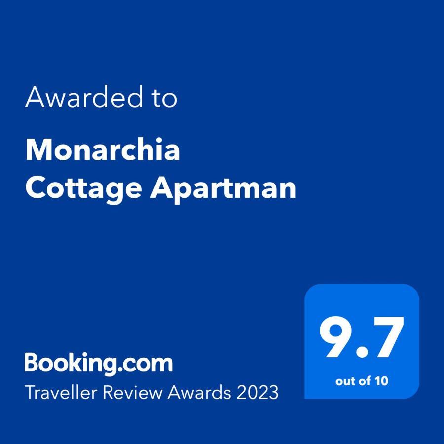 Monarchia Cottage Apartman Мошонмадяровар Екстер'єр фото